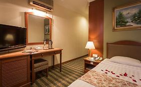 Lisa De Petaling Jaya 3*